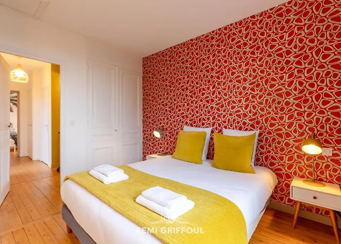 La Veranda Enchantee 4 Garden & Fireplace Town Center Sleeps Дом отдыха